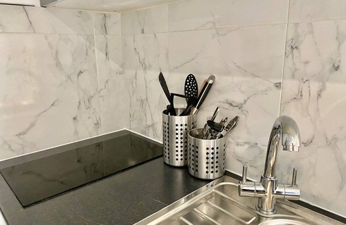 Bishopsgate Apartment | Central London 1 Bed Apt- Sleeps 3 & Pet Friendly