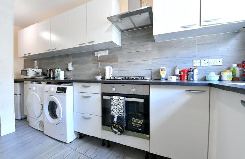 Tottenham Apartment | Central London Flats near Seven SIsters