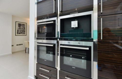 Mildmay Apartment | Central London Luxury 4 Bed Home