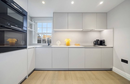 Hampstead House | Central London NEW Lux 2BR/2BA House