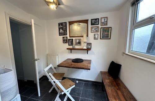Margate Apartment | Central Margate house with sauna & private garden