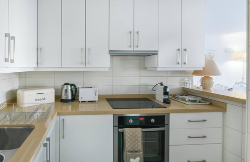 Mijas Apartment | Central Mijas Pueblo with pool & beautiful seaviews