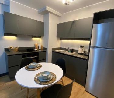 Kagithane Apartment | Central Modern Apartment by Siena Suites