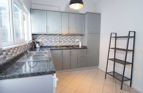 Osmanbey Apartment | Central Osman bey 2bedr apart with balcony