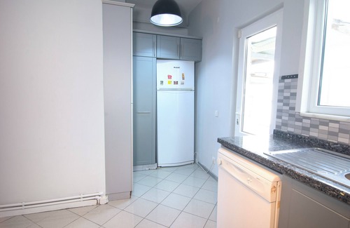 Osmanbey Apartment | Central Osman bey 2bedr apart with balcony