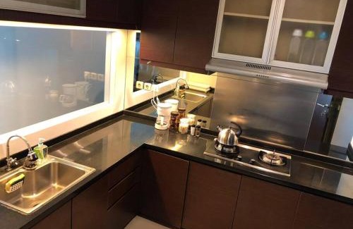 Jakarta Apartment | Central Park Apt. 3 Bedroom (42nd Floor - Alaina)