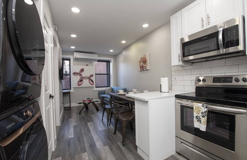 Central Park South Apartment | Central Park Haven: Stylish 4-Bedroom Apartment