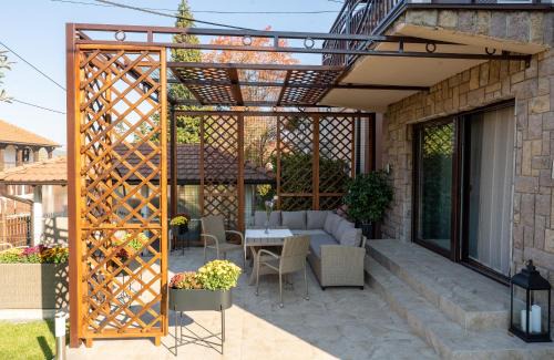 Arandelovac Villa | Central Park Home Spa