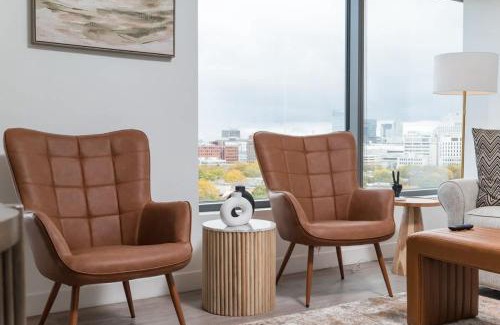 Central Square Apartment | Central Penthouse Harvard MIT Spacious Gym & Work