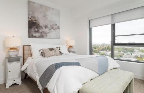 Central Square Apartment | Central Penthouse Harvard MIT Spacious Gym & Work