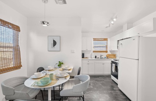 Garfield House | Central Phx Kid/Pet friendly home next to Banner Hospital & Historic Coronado