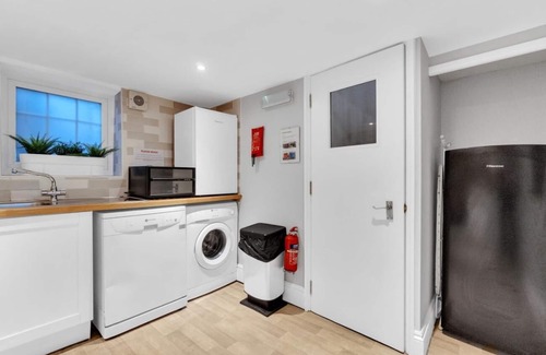 Kemptown House | Central Pier Place | By My Getaways