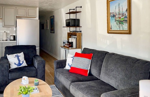 Provincetown Condo | Central Ptown condo: steps to beach, walk to town, trails & entertainment