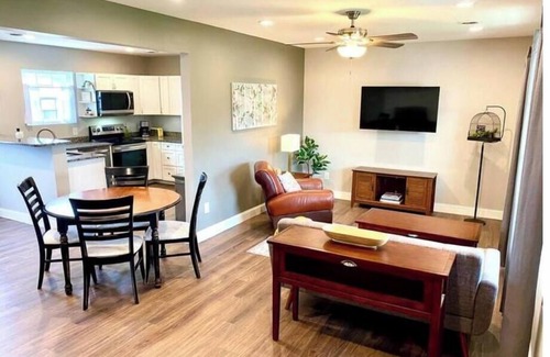 Bluff City House | Central, Quiet Luxury Home in northeast TN. 3 Beds + Desks. King, Queen, Twin