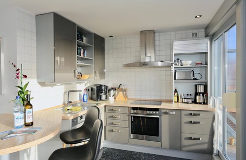 Juist Apartment | Central, quiet maisonette apartment with tidal flat view - for families & couples
