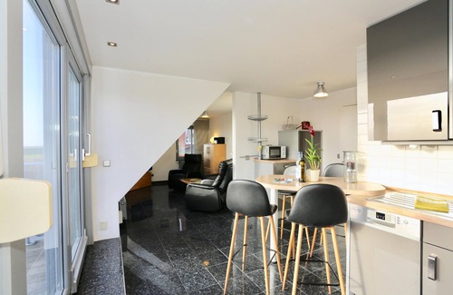 Juist Apartment | Central, quiet maisonette apartment with tidal flat view - for families & couples