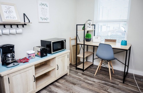 Del Mar Apartment | Central+RemoteWork+Ext Stay Discts+Min2Beach