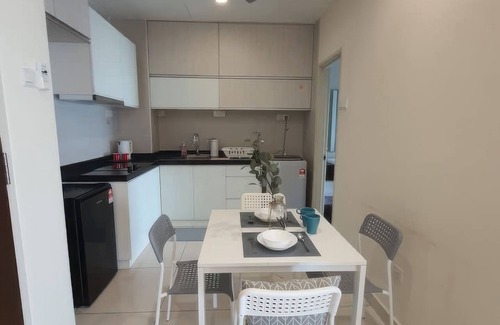 Bandar Tun Razak Condo | Central Residence - Free Gym Pool
