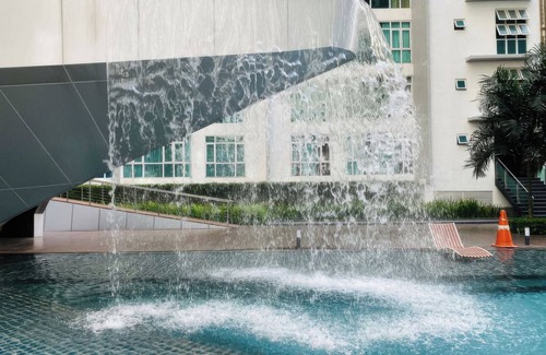 Bandar Tun Razak Condo | Central Residence - Free Gym Pool