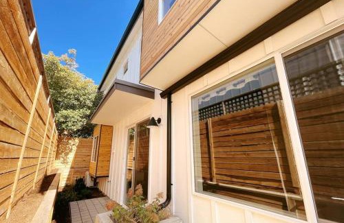 Judkins Park House | Central Seattle Peaceful Private Retreat 10 Mins Walk From Groceory Store