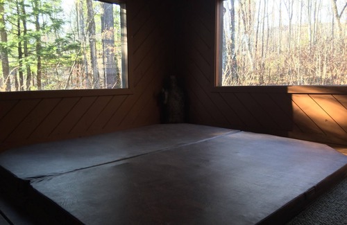 Killington Ski Chalet | Central Ski home with Hot Tub, sauna, walk to restaurants, and ski shops