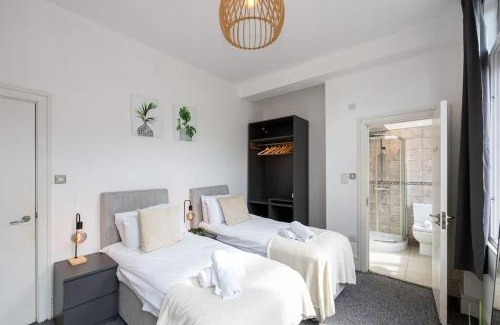 Northern Quarter Apartment | Central Sleeps 6 Stunning 2 Bed by City SuperHost