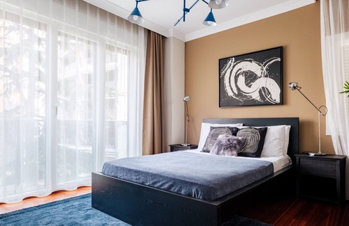 Fenerbahce Apartment | Central, Spacious Flat 3 min to Coast in Kadikoy