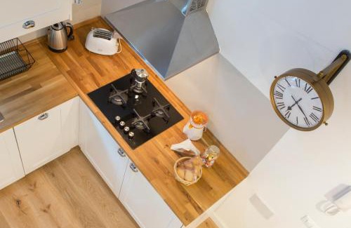 Santa Maria Novella Apartment | Central Station Lovely apartment