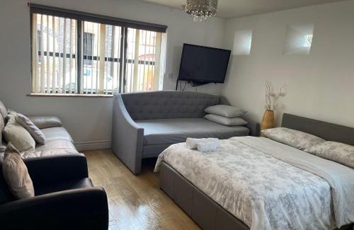Royal Tunbridge Wells Apartment | Central Studio apartment