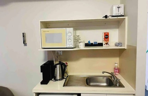 Adelaide Central Business District Apartment | Central, Stylish, and Perfectly Positioned - Adelaide City Studio No 312