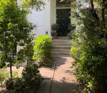 Cantelowes House | Central Victorian House
