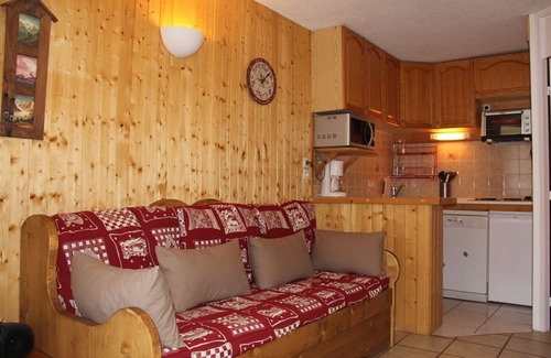 Val-Thorens Apartment | Central (White Rock), quiet, 32m2 for 4-6 people, well-equipped and renovated