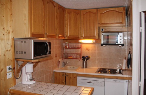 Val-Thorens Apartment | Central (White Rock), quiet, 32m2 for 4-6 people, well-equipped and renovated