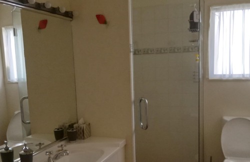 Whitianga Bed & Breakfast | Central Whiti Guest Apartment