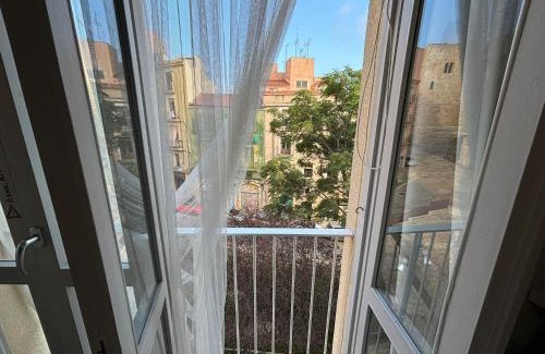 Old Town Apartment | Central with charm and sea views