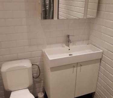 Quartier Midi-Lemonnier - Zuid-Lemonnierwijk Apartment | Central Yellow Apartment
