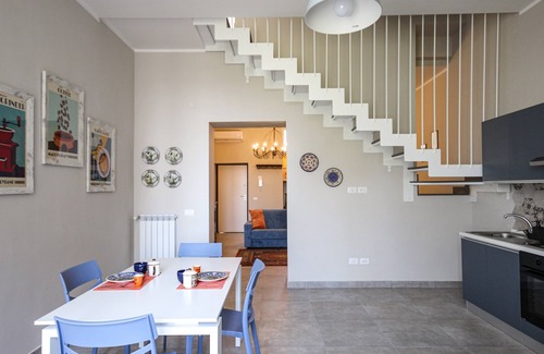 Centro Storico Apartment | Centrale ed Elegante Duplex