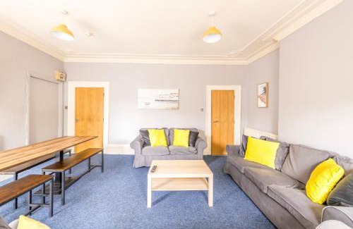 Cotham Apartment | Centralised 9 Bedroom Flat By Prescott Apartments