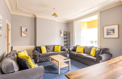 Cotham Apartment | Centralised 9 Bedroom Flat By Prescott Apartments