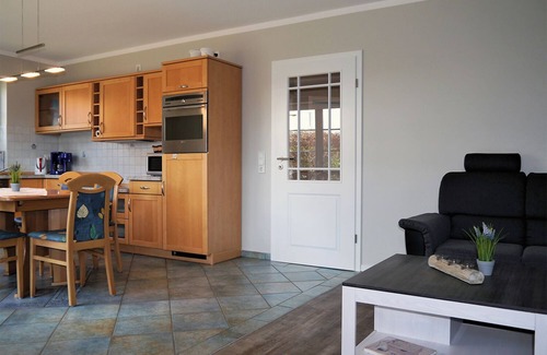 Ostseebad Prerow Apartment | Centrally located apartment close to the beach for max. 4 pers. with terrace, WLAN, washing machine