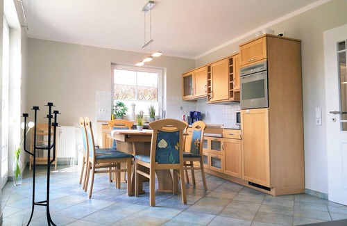 Ostseebad Prerow Apartment | Centrally located apartment close to the beach for max. 4 pers. with terrace, WLAN, washing machine