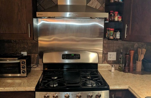 Saratoga Springs House | Centrally located house for your trip with family and friends