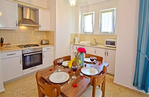 Hisaronu Apartment | Centrally located 2 bed 1 bath apartment in Hisaronu Center with FREE WIFI