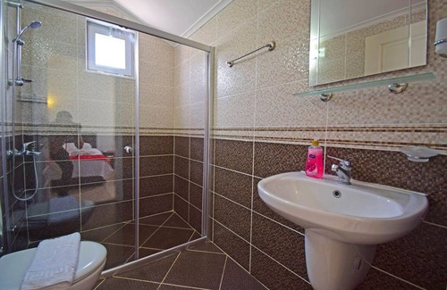 Hisaronu Apartment | Centrally located 3 bed 3 bath apartment with FREE WIFI
