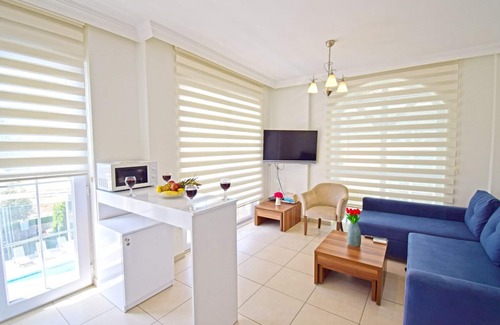 Hisaronu Apartment | Centrally located 3 bed 3 bath apartment with FREE WIFI