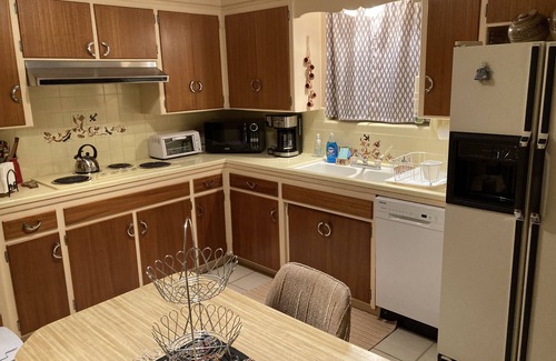 Avondale House | Centrally located 3BR/2BA Private home with Mid-century Southwest style.