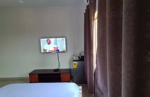 Accra Bed & Breakfast | Centrally located BnB with class and yet affordable.
