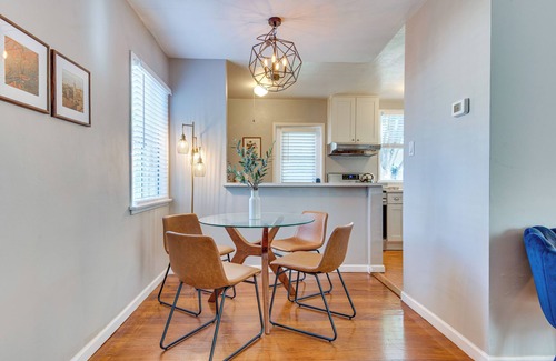 Burbank Apartment | Centrally Located Burbank Duplex Near Hollywood!