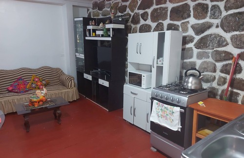 Cusco Historic Center Apartment | Centrally located colonial apartment, spacious, quiet, away from noise.
