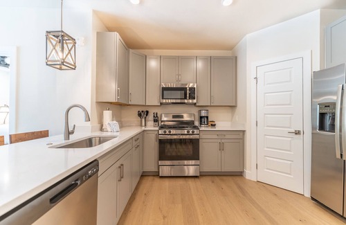 Lakeside Village Condo | Centrally Located Condo in Keystone w/Mountain Views & Private Balcony!
